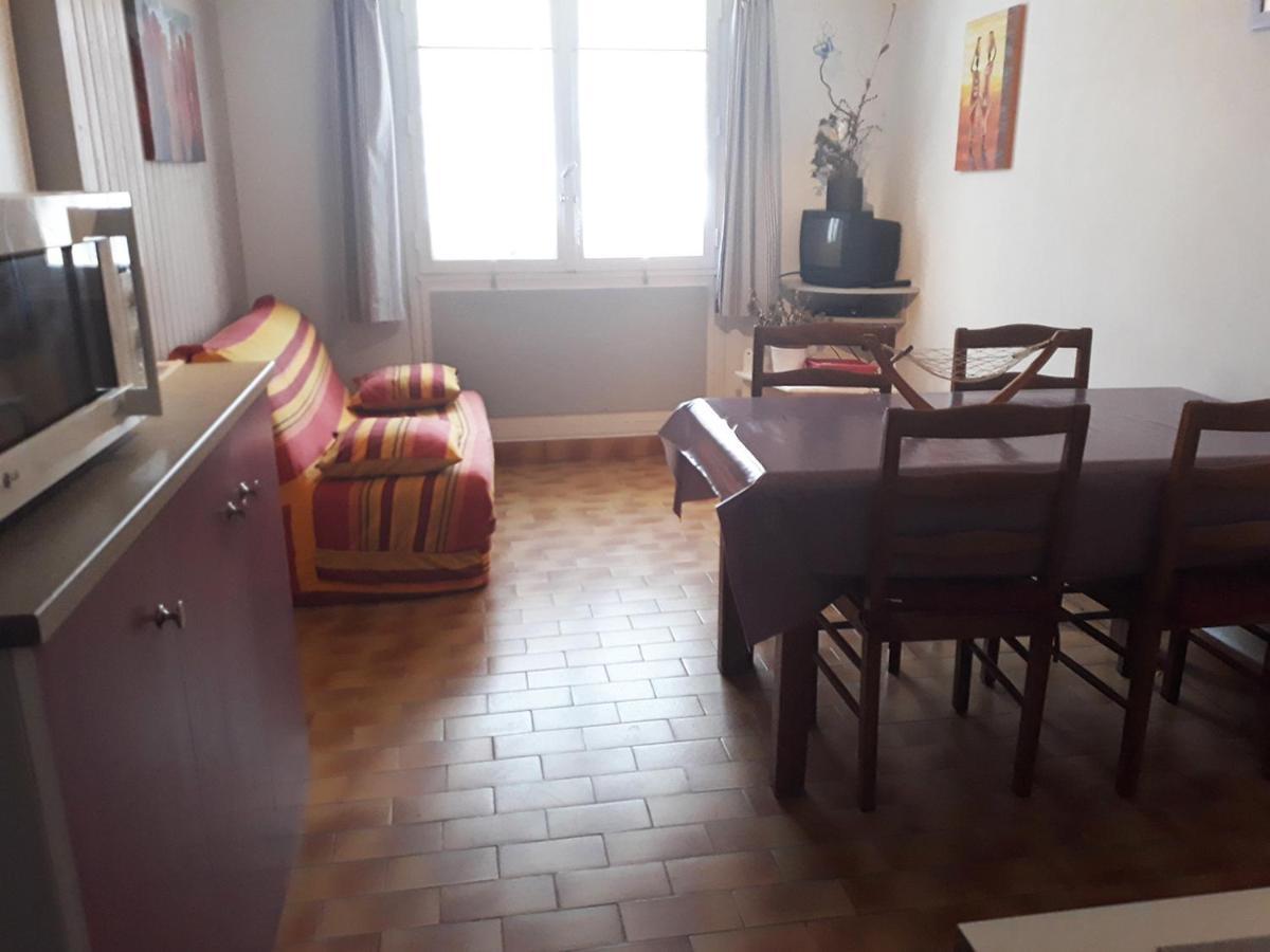 Un Petit Coin De Campagne Dans Le Pays De Saint-Gilles Vila Exterior foto